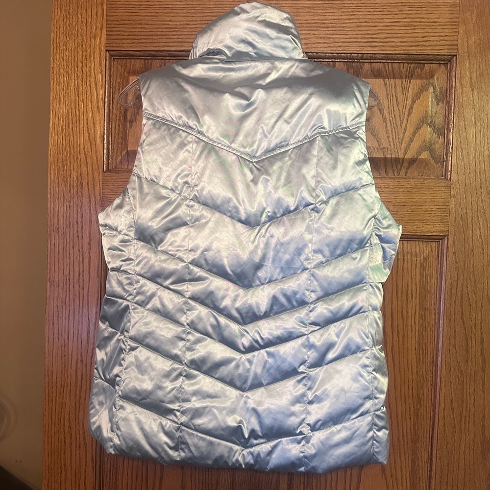 Lands' End Silver Puffer Vest - Picture 3 of 5